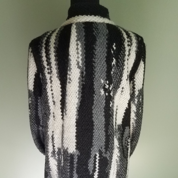 NOT FOR SALE ***Chelsea and Theodore Large Jacket - Picture 2 of 3